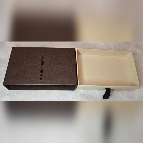 Louis Vuitton Brown Pull Out Drawer Gift Box Original Medium Belt Wallet Jewelry - Picture 2 of 9